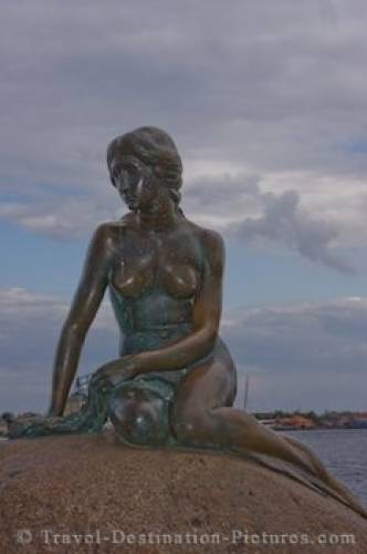Little Mermaid Statue Copenhagen Tourist Attraction Denmark